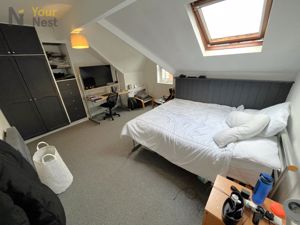 Photo 8- click for photo gallery